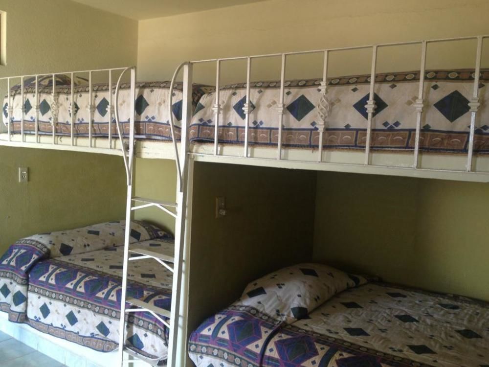 Hotel La Cueva Del Pirata Camalú Zewnętrze zdjęcie