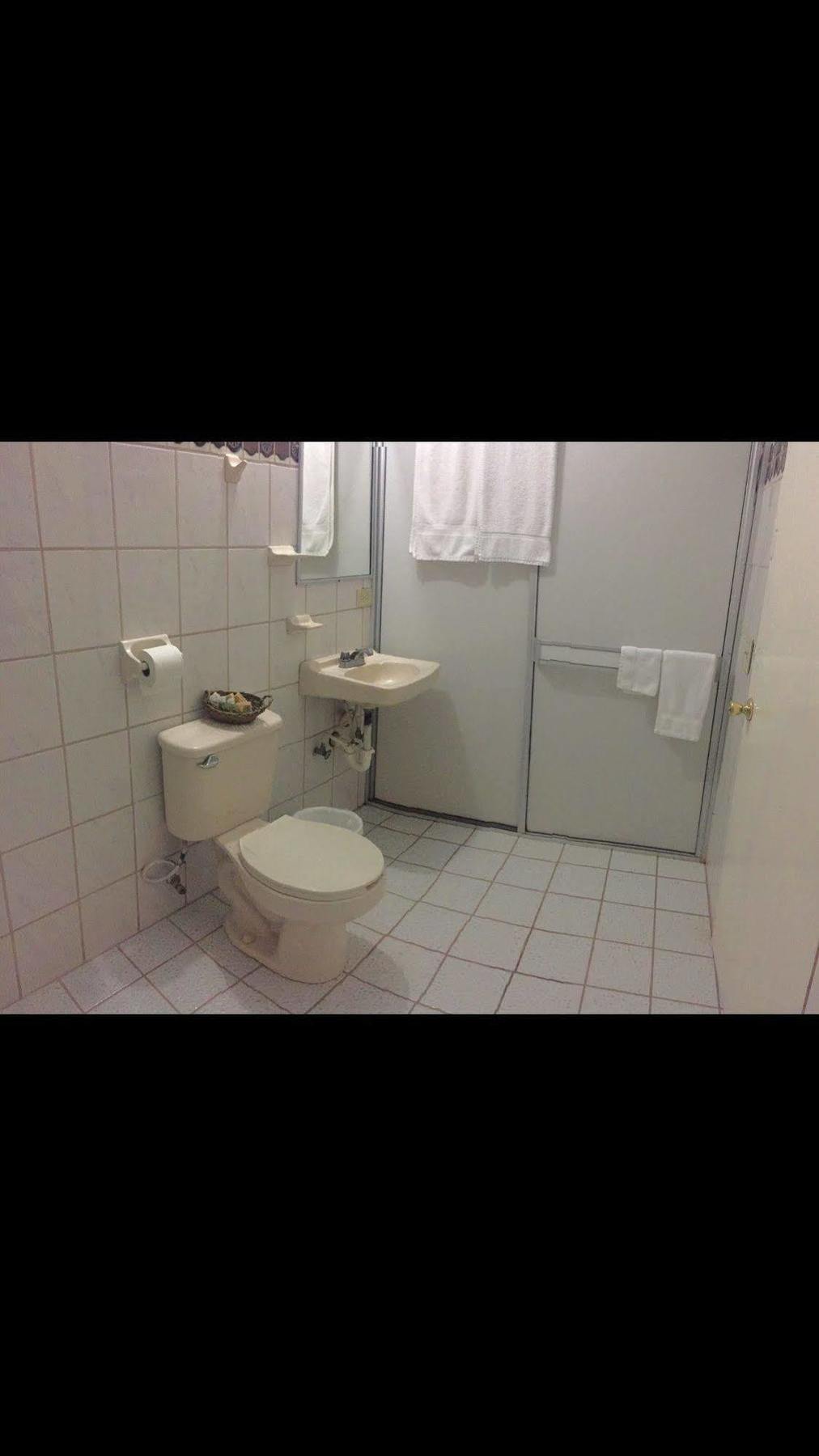 Hotel La Cueva Del Pirata Camalú Zewnętrze zdjęcie