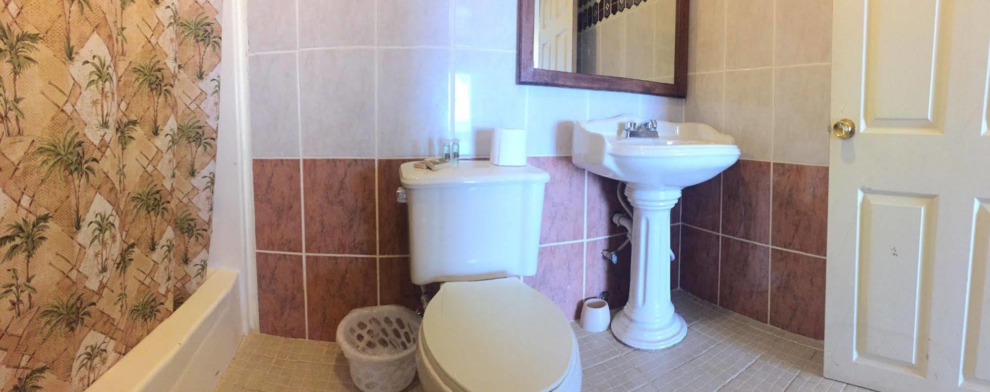 Hotel La Cueva Del Pirata Camalú Zewnętrze zdjęcie